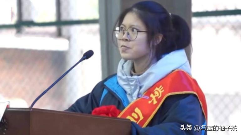 高考誓师大会女孩现状,高考百日誓师女生被网暴的言论