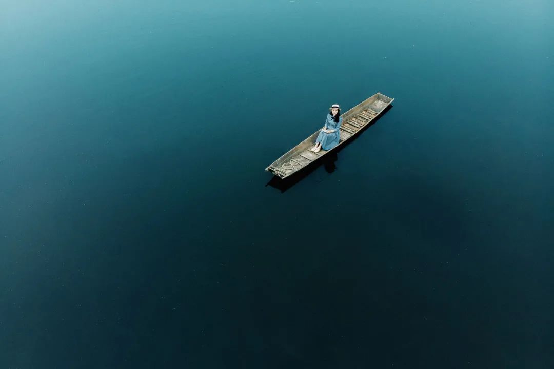 墓碑上一段震撼心灵的话,一块墓碑的启示