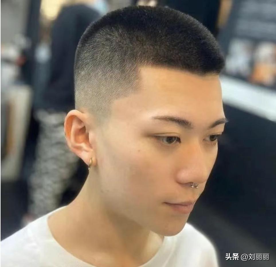 男士发型锅盖头式圆寸头,男士短发发型圆寸飞机头教程