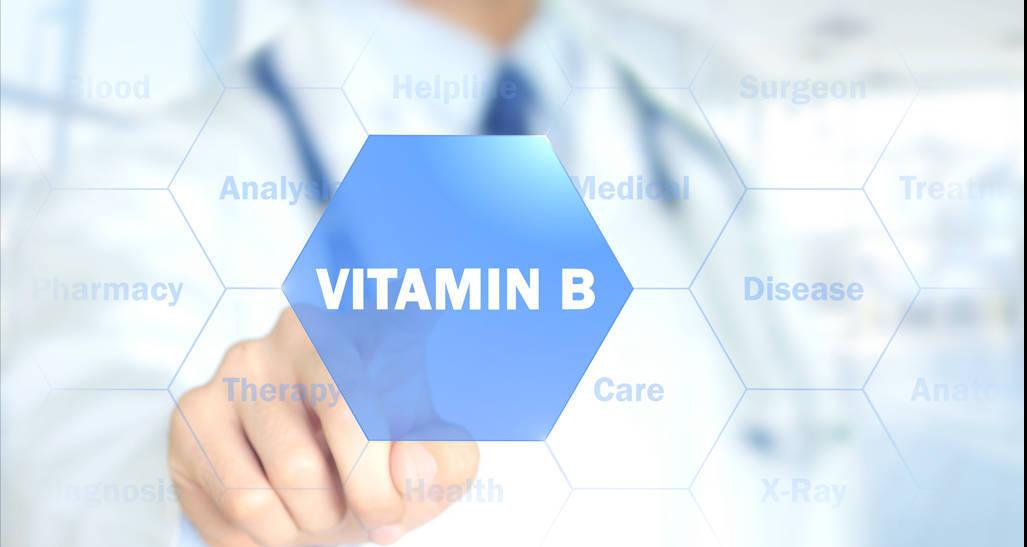 为什么白头发十几年了突然变黑,为什么白头发显老黑头发显年轻