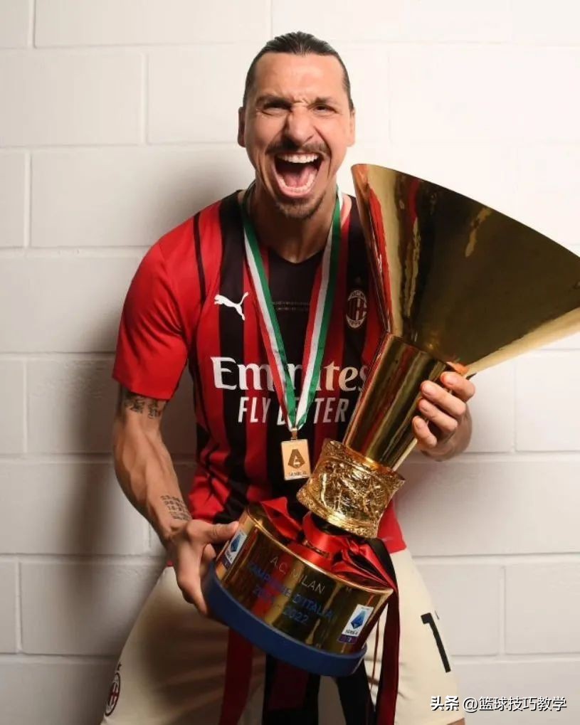 超巨退役现场,足坛超巨退役现场