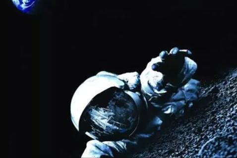 我国科学家为您解密月球神秘事件,霍金谈月球事件