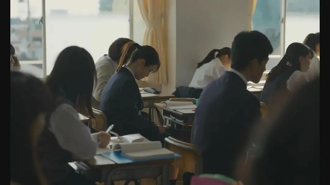 我竟然被风俗女的洗白上岸经历给感动了