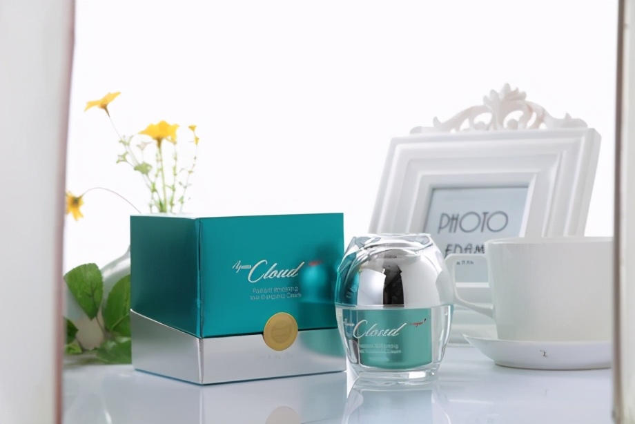 哪一款面霜去黄好用不油腻,补水最好的是哪款面霜