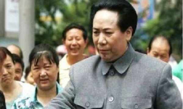 毛主席的特型演员谁最像？
