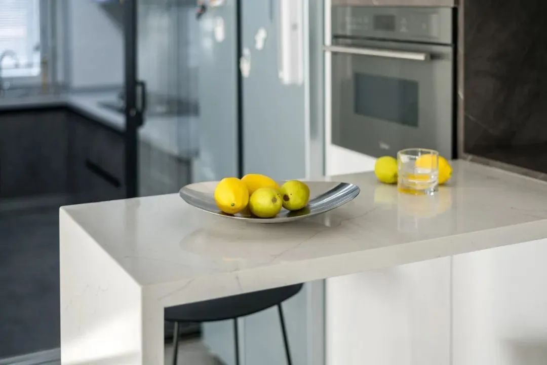 装修效果图轻奢现代小户型黑白灰,装修效果图现代轻奢黑白灰小户型