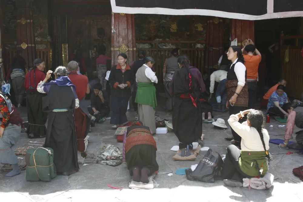 西藏佛教圣地大昭寺,雪域圣地西藏