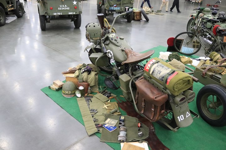 哈雷摩托车哪款改复古最好看,哈雷摩托车从第一代至今的车型