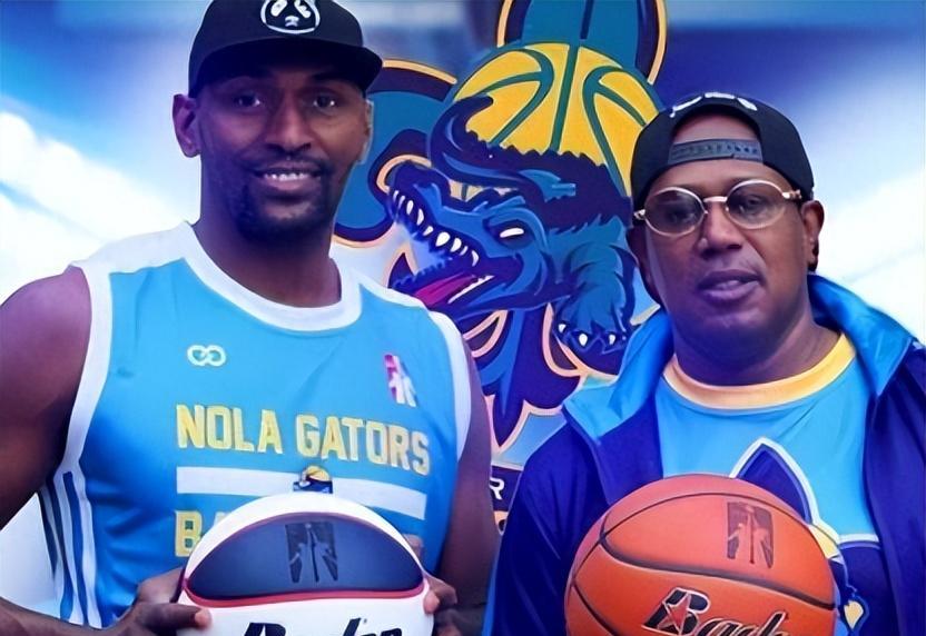 中国女歌手爱上外籍黑人,同居后被家暴至肛裂,如今40岁无人敢娶