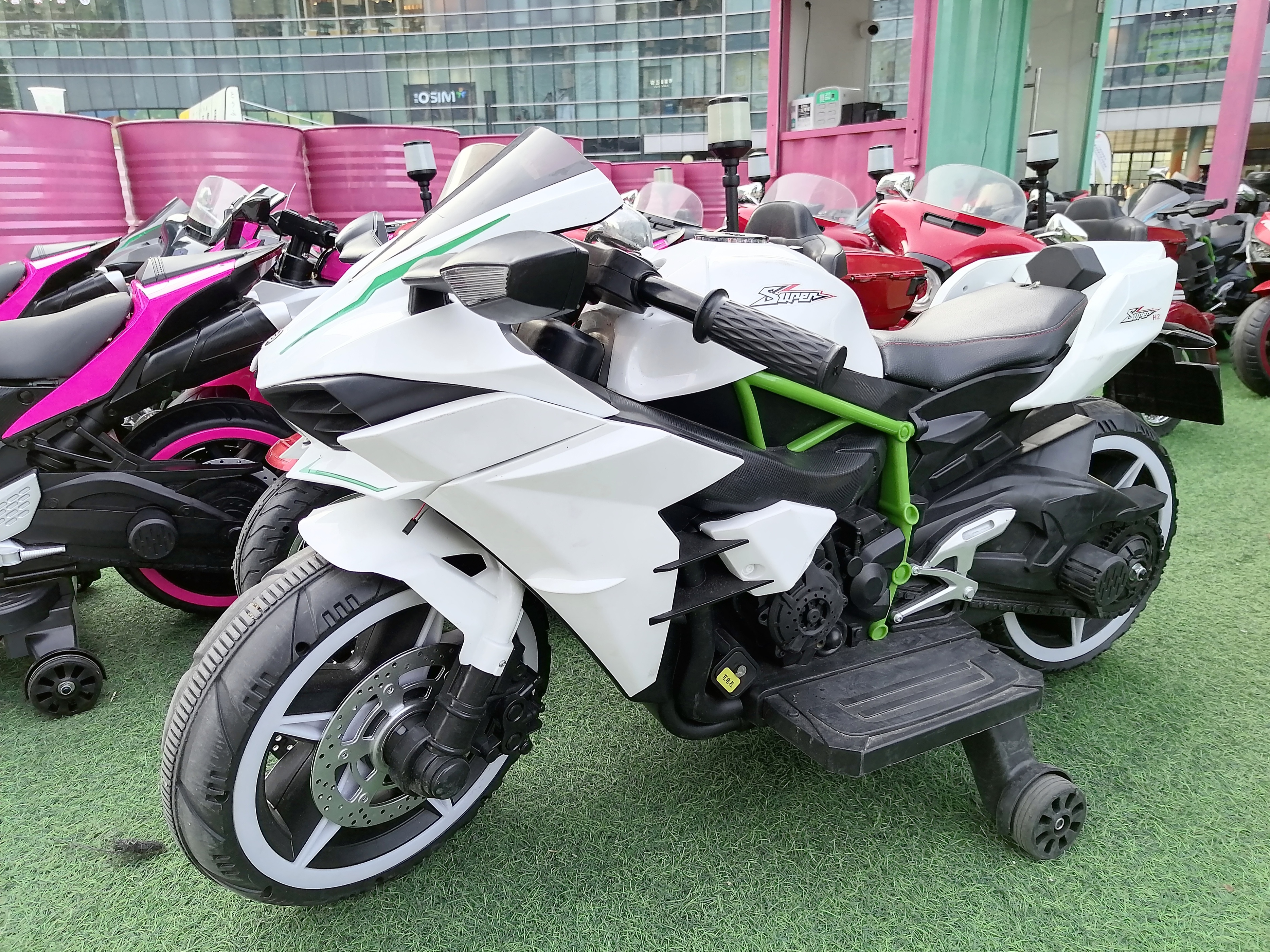 华为nova10z评测：快充/磨砂/高像素“低价高配”的诚意之作