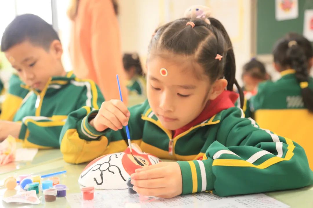 打造教育强区谱写教育新篇章,打造义务教育新高地