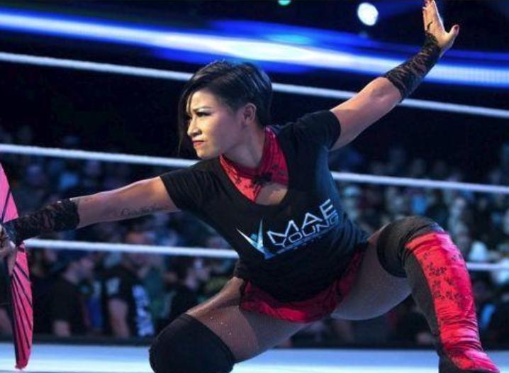 wwe李霞纹身图片,李霞身上的纹身是假的吗