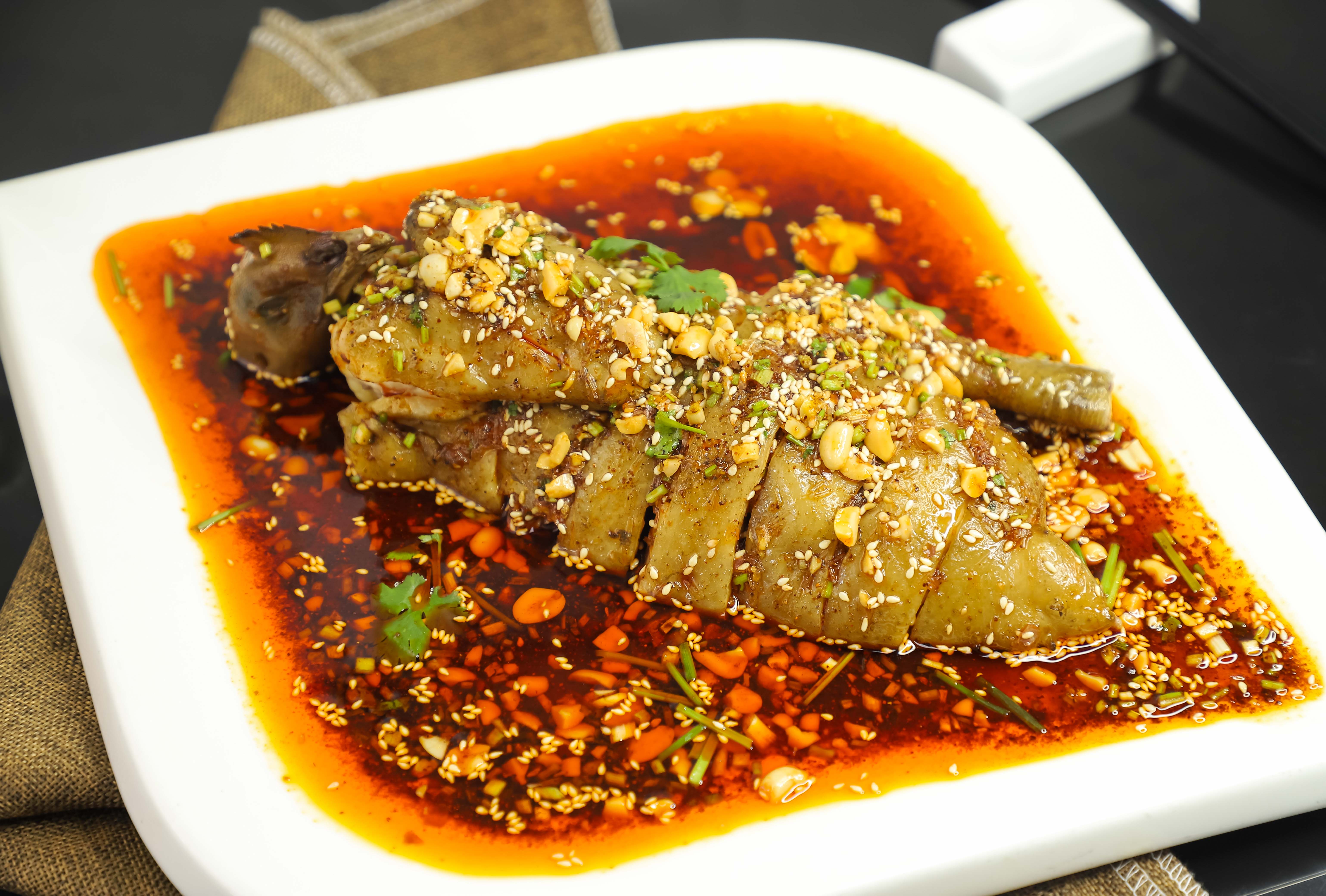 现在去学厨师还有前景吗,厨师有前途吗发展前景怎么样