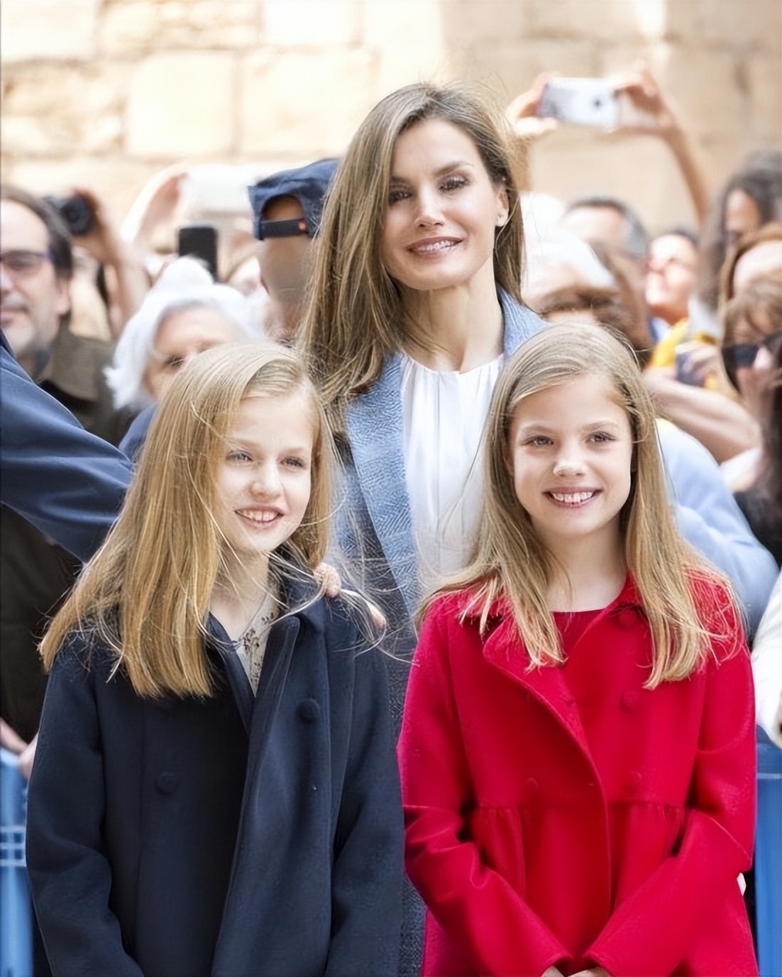 47岁西班牙王后现状,47岁西班牙王后颜值暴跌