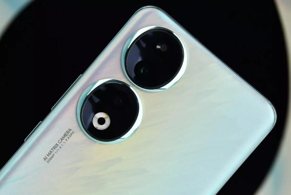 年底换部新手机这4款是好选择,这四款手机或许一用就是好几年