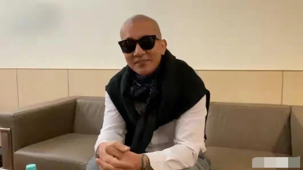 具俊晔跟妈妈给大s买礼物,具俊晔第一次见大s妈送什么礼物