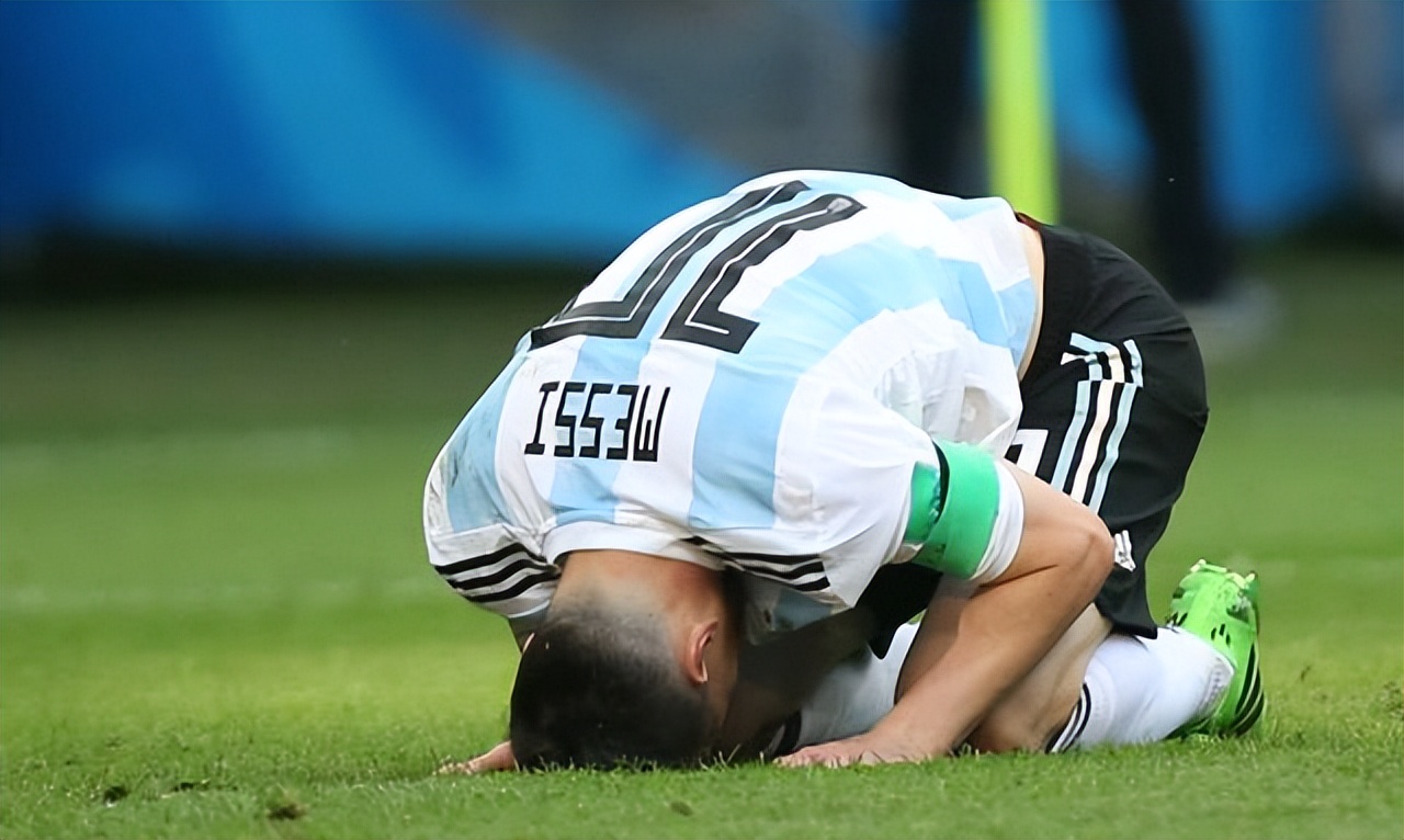 梅西暖心故事,巨星梅西背后的故事