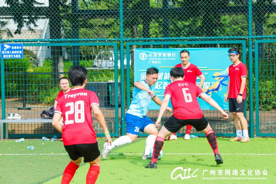 激情绿茵足球游戏,激情绿茵足球游戏生涯