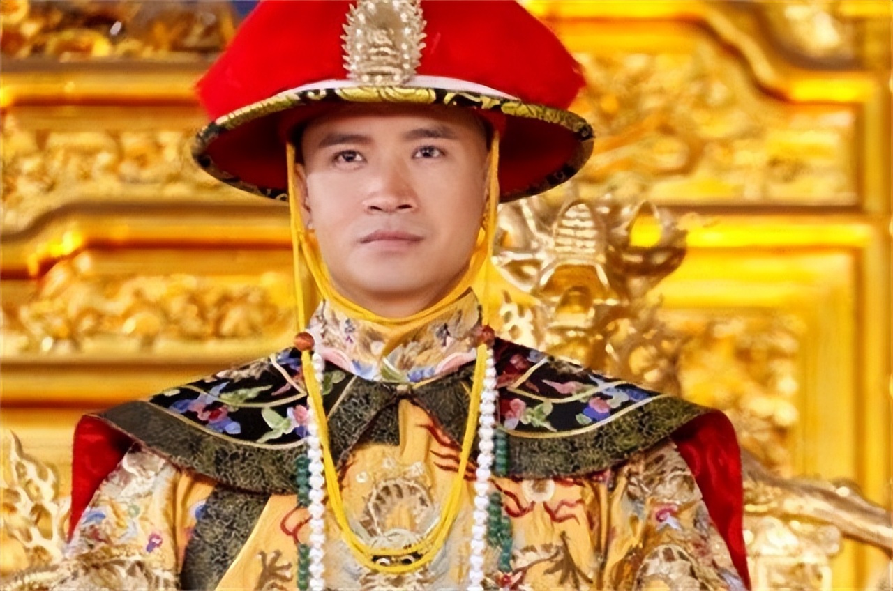 雍正驾崩弘历登基改国号康熙,雍正皇帝驾崩传位给四阿哥弘历