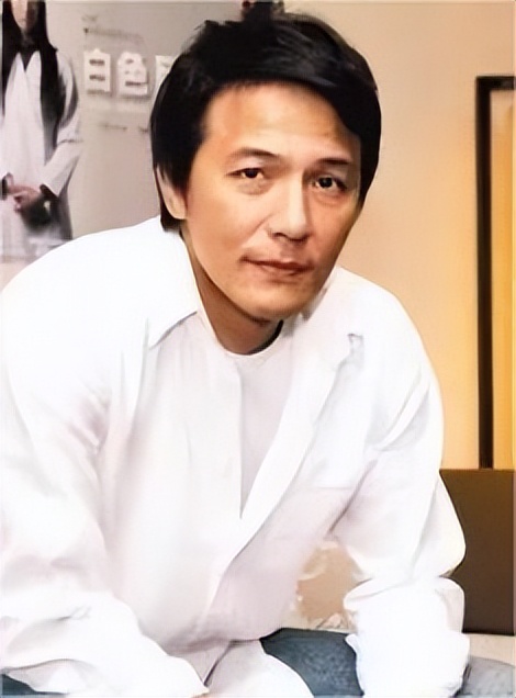 “亲日辱华”顶风作案的赵薇，遭到全网封杀，不再被世人所原谅