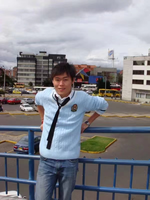 2011年，河南小伙杜霄娶哥伦比亚美女，生混血女儿，如今怎么样了