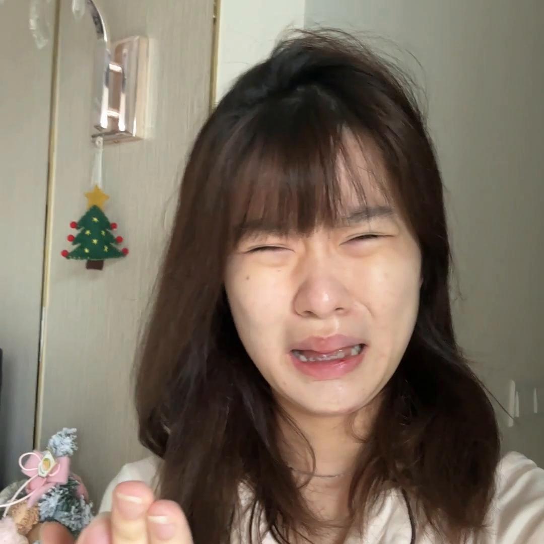 爆品为油皮单开娇韵诗轻感双萃，细腻透亮紧致，强抗老强维...