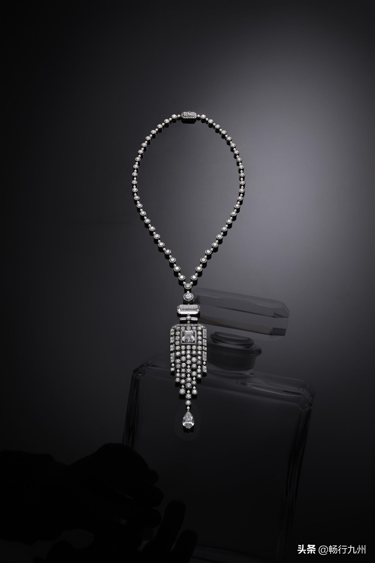 香奈儿n5香水圣诞款,香奈儿n5淡香水红色版特别限量版