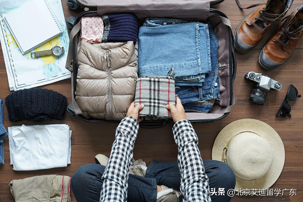 学生入境美国需带926表格,关于留学生出国留学的新规定