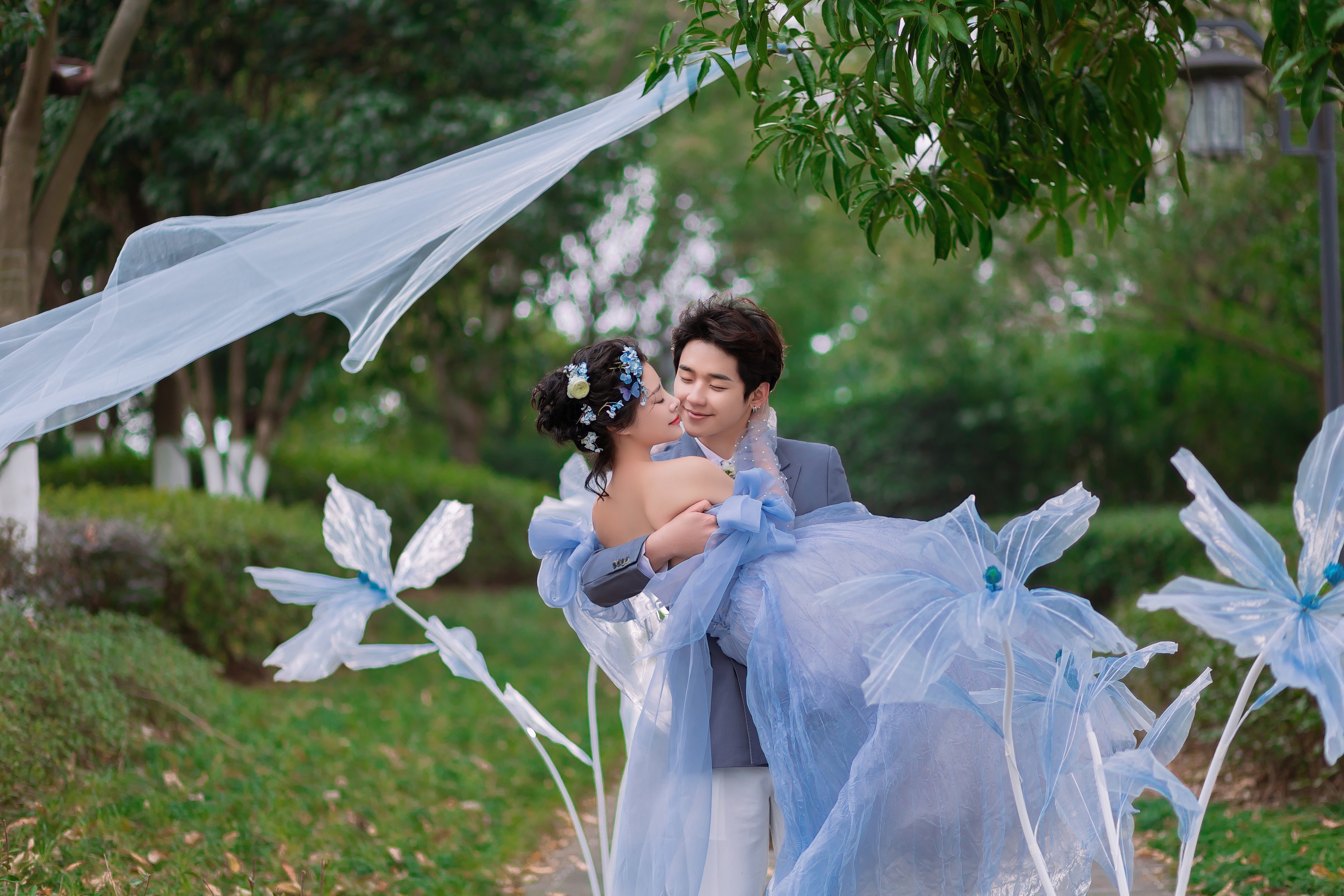 婚纱照二次消费选片精修加钱,婚纱照还没精修可以重新选片吗