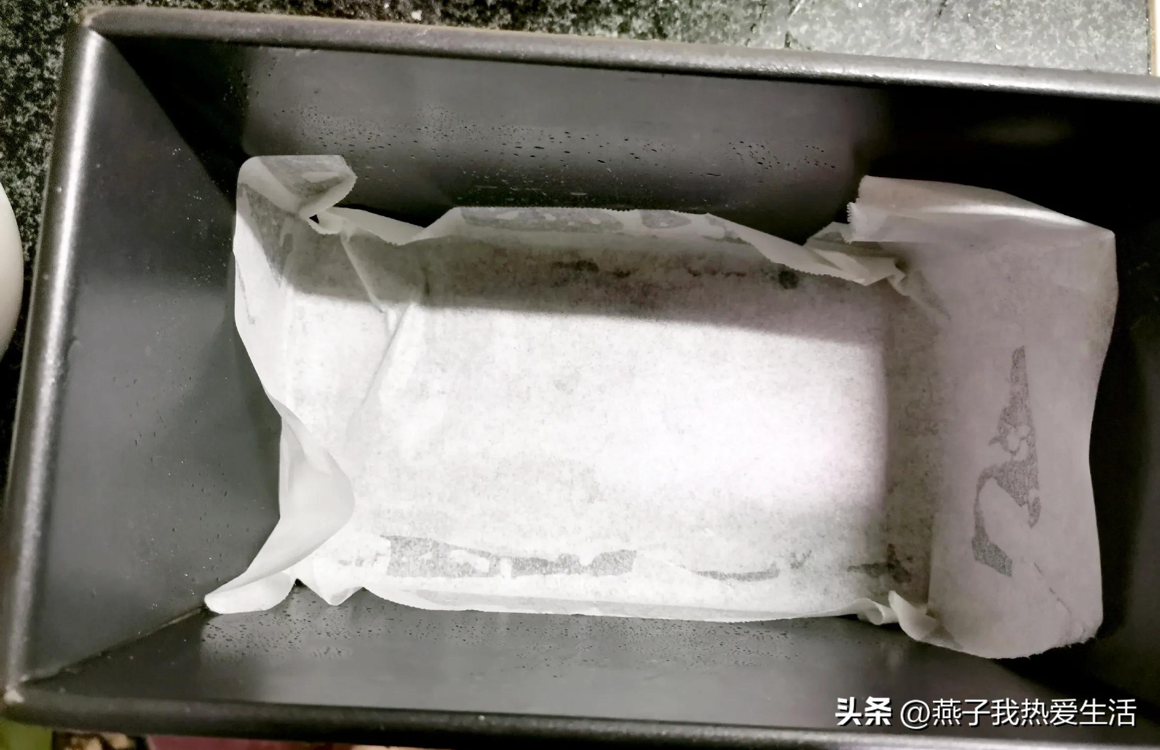 小蛋糕面包制作教程简单又好看,少糖少油香蕉蛋糕的家庭做法视频