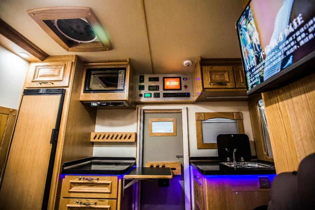 重汽曼恩无疆系列4驱版售价,新重汽曼恩无疆系列4驱版多少钱