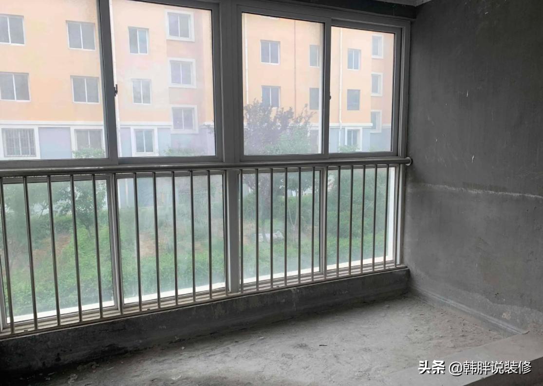 开发商送的门窗都很好为什么要换,开发商装的门窗是断桥铝吗