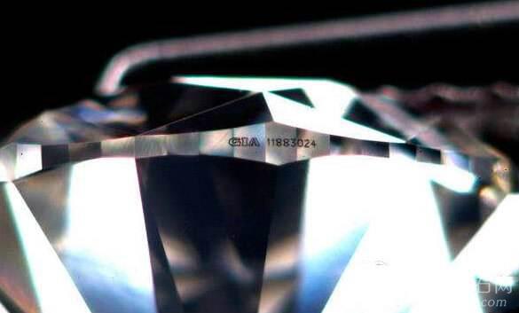 gia证书上怎么辨别钻石是不是奶钻,怎么确定gia证书和钻石是对应的