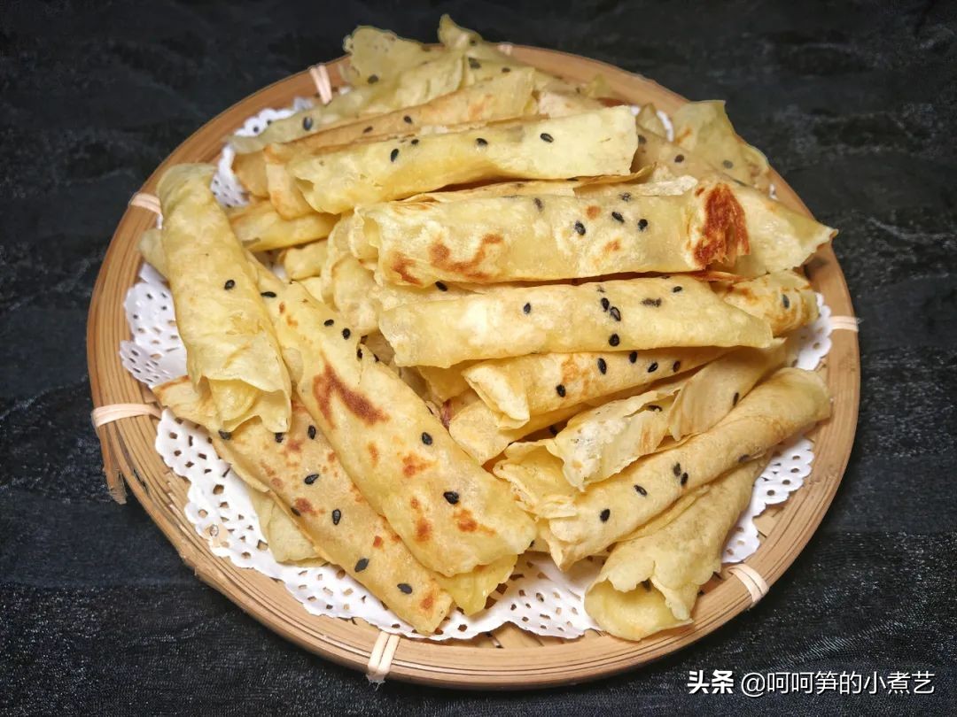 平底锅如何做蛋卷全过程,平底锅蛋卷的做法不用油纸