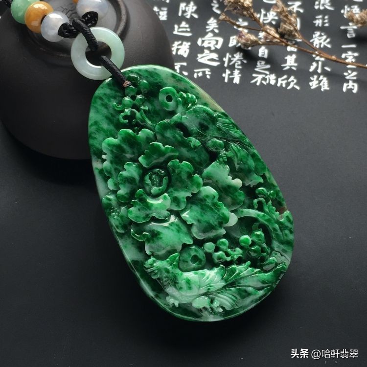 这五种翡翠千万不要买,满绿的翡翠是什么品种