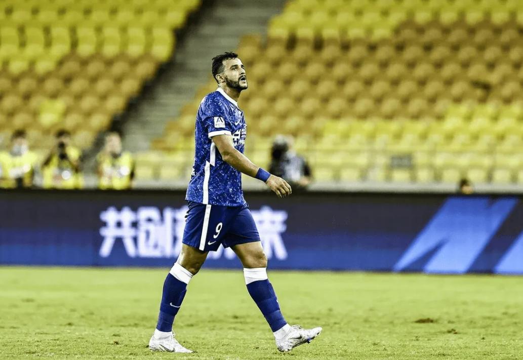 C罗正式踢比赛要等17天，英足总不依不饶，全球禁赛依然有效