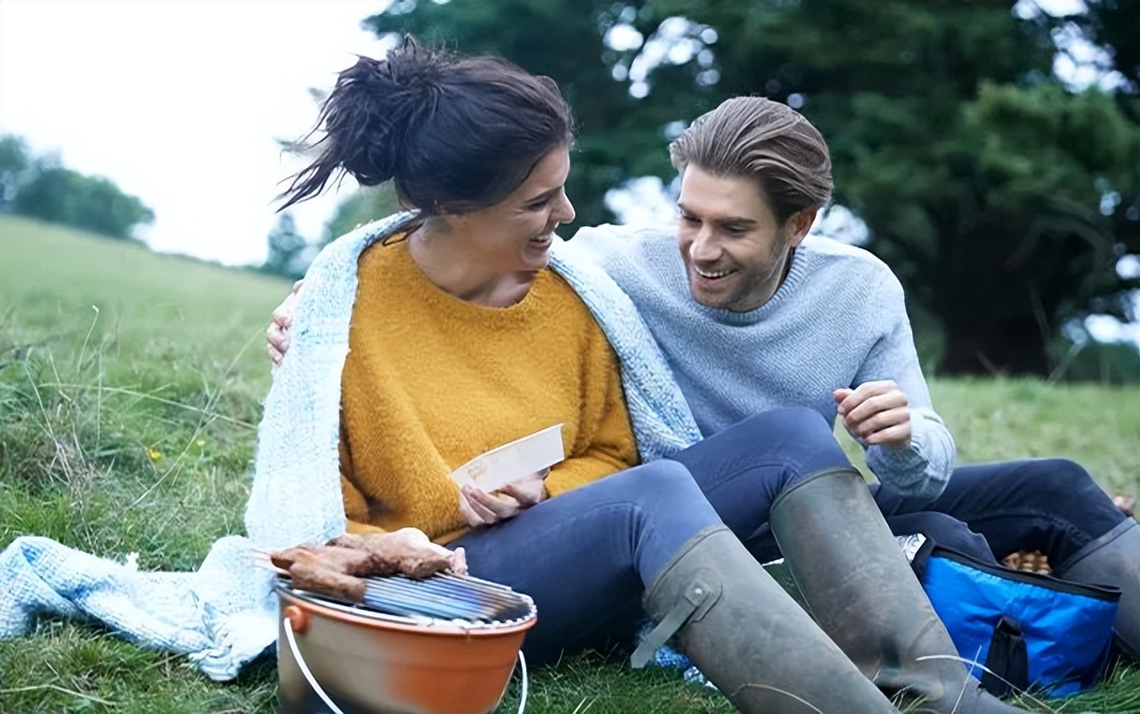 万般皆苦唯有自渡下一句接什么,成年人的世界唯有自渡