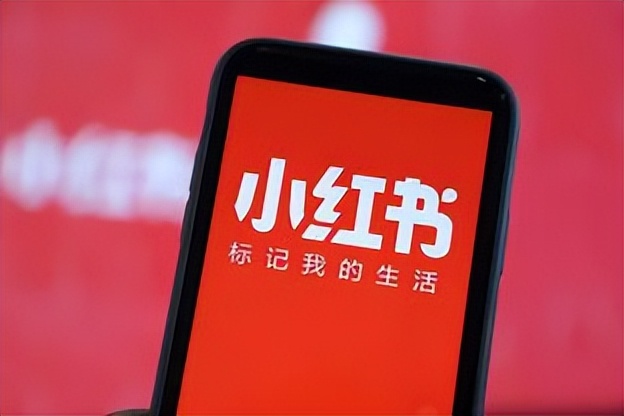 女大学生假扮名媛21天,揭露残酷*规则潜**:你越强,身边好人越多