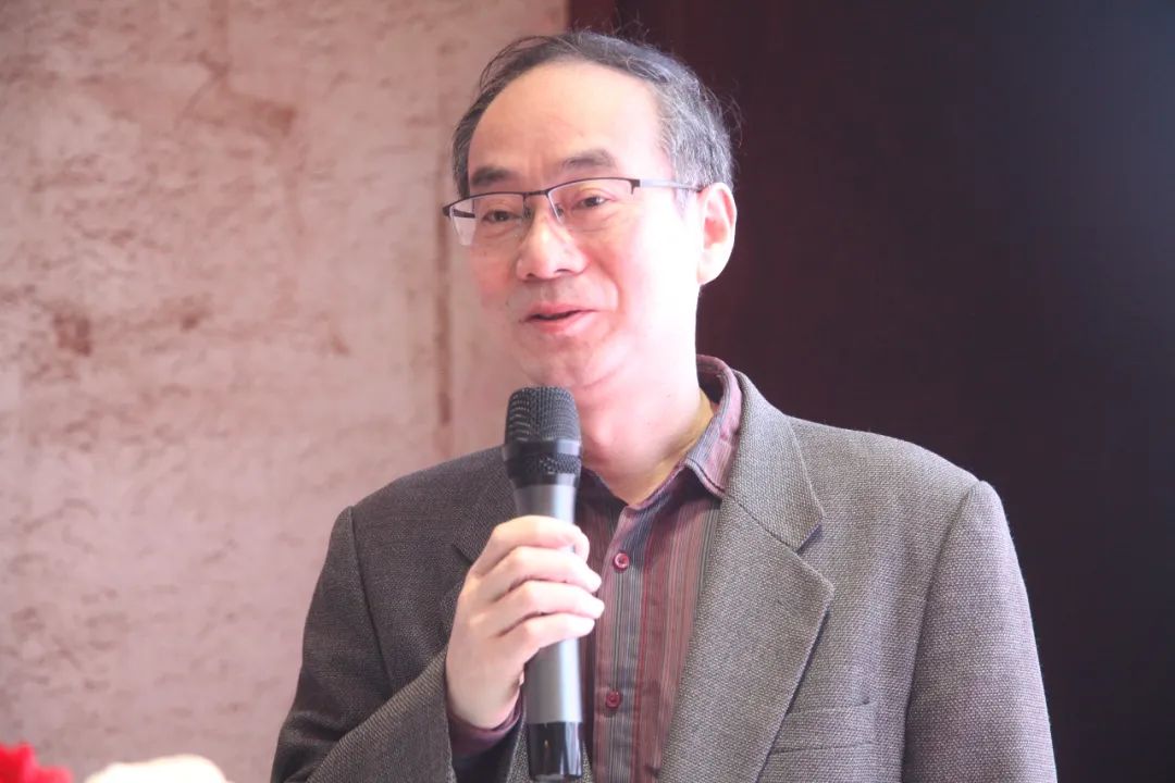 内痔内镜下微创治疗术,内痔的内镜下微创治疗