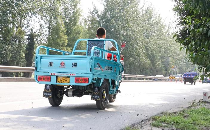 买电动三轮车怎样区分电机好与坏,买电动三轮车怎么看参数