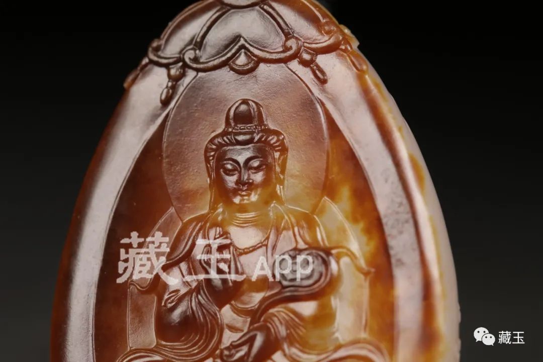 68元和田玉手镯,籽料8000元的手镯贵吗