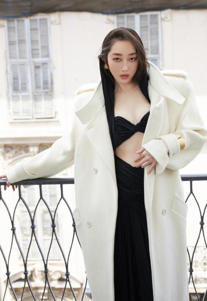 姣斿熀灏兼吵琛ｅ鍥芥槑鏄熼伄鑲夌┛鎼浘,鏄庢槦娉宠。澶栫┛闇茶叞椋庢牸