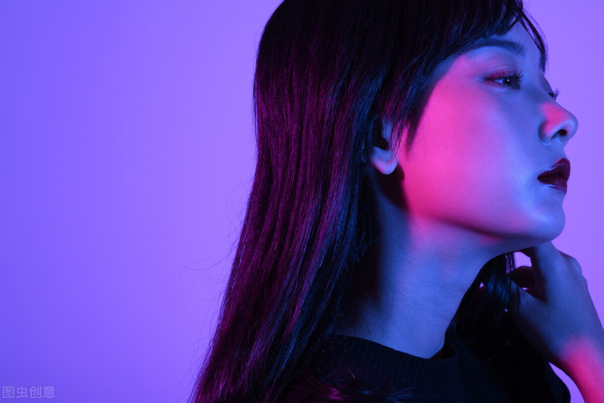 化妆师美容师纹绣师哪个有前景,纹绣师的现状和前景