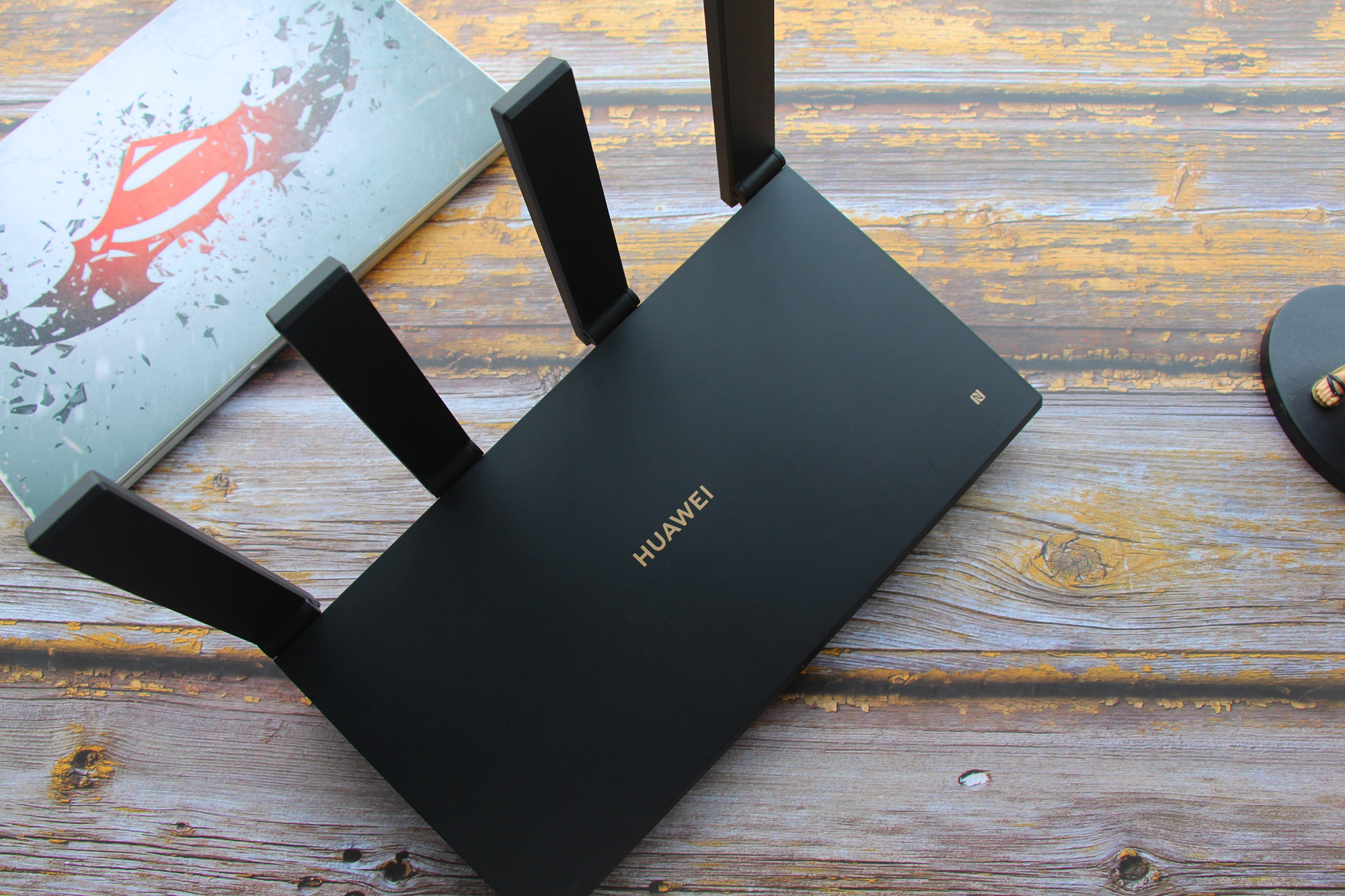 华为ax6路由器怎么发挥到极致,华为路由ax6和其他路由器的对比图