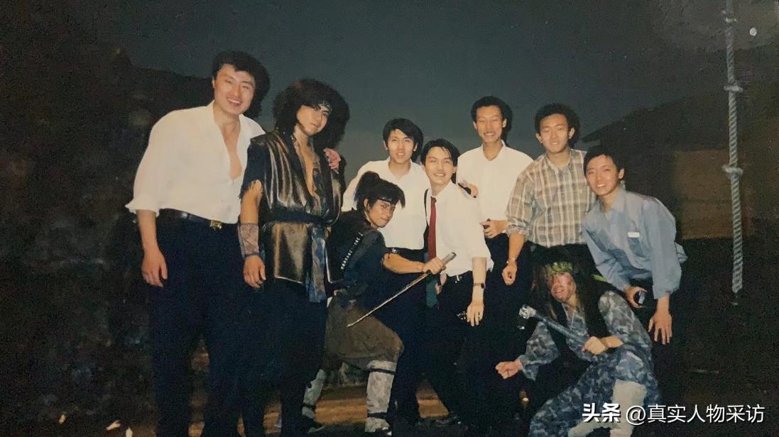 我19岁到日本，裸婚娶日本媳妇，在外面男浴室遇到女人，吓一激灵