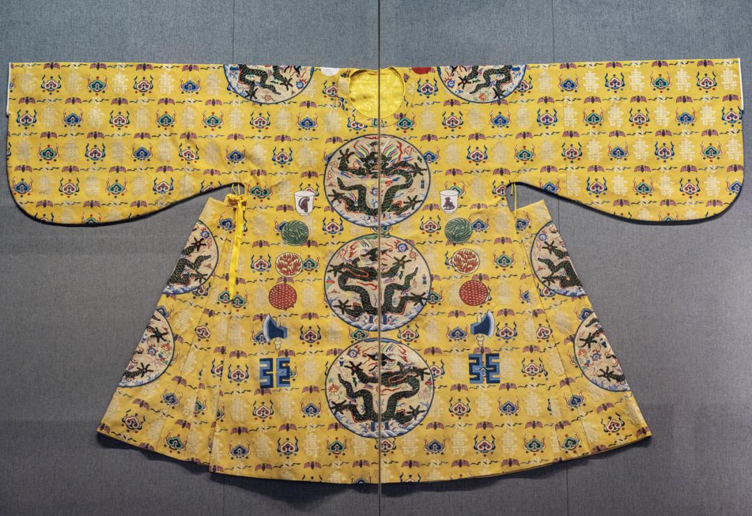 曾经的皇家“服装厂”、民国时的热卖爆款......一本书带你走进杭州的服饰记忆