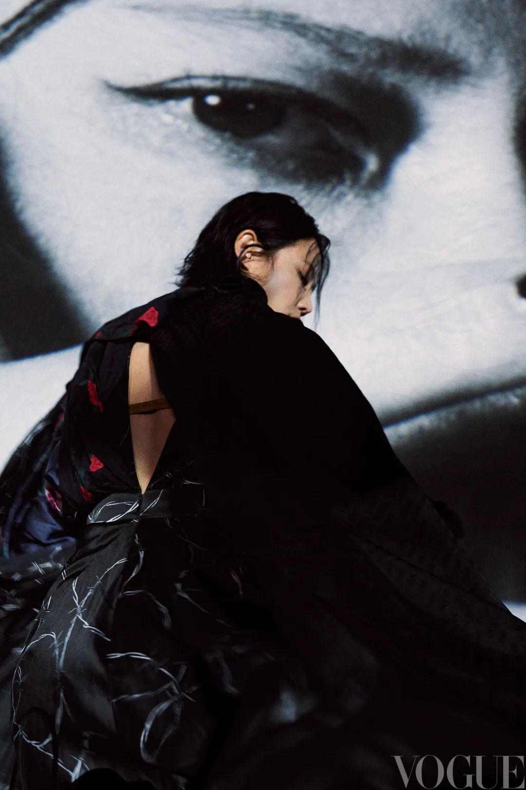 叮！我们请五条人仁科和谭卓完成了一件即兴音乐作品