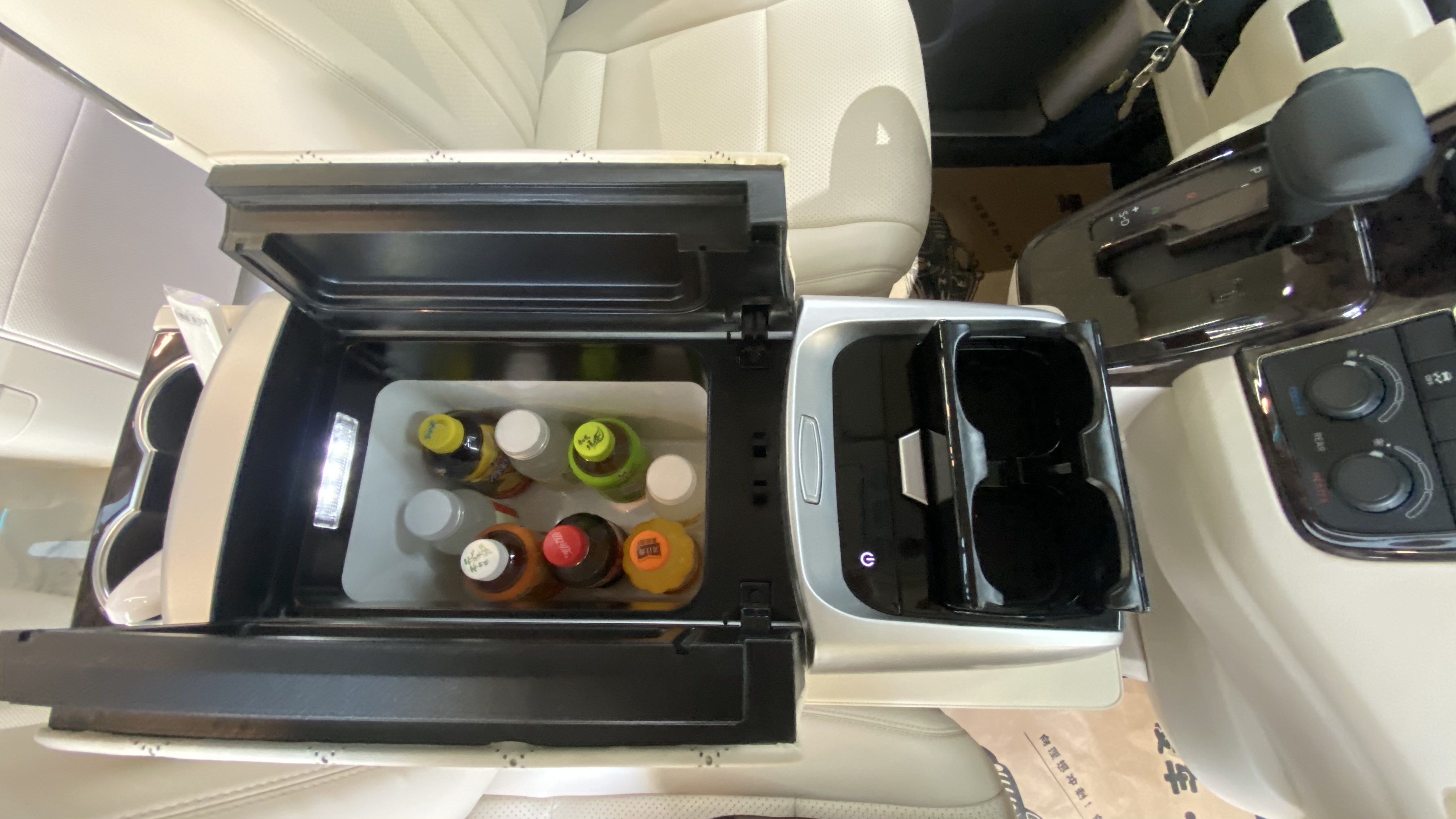 蓝牌九座丰田海狮20万,丰田海狮9座蓝牌进化史