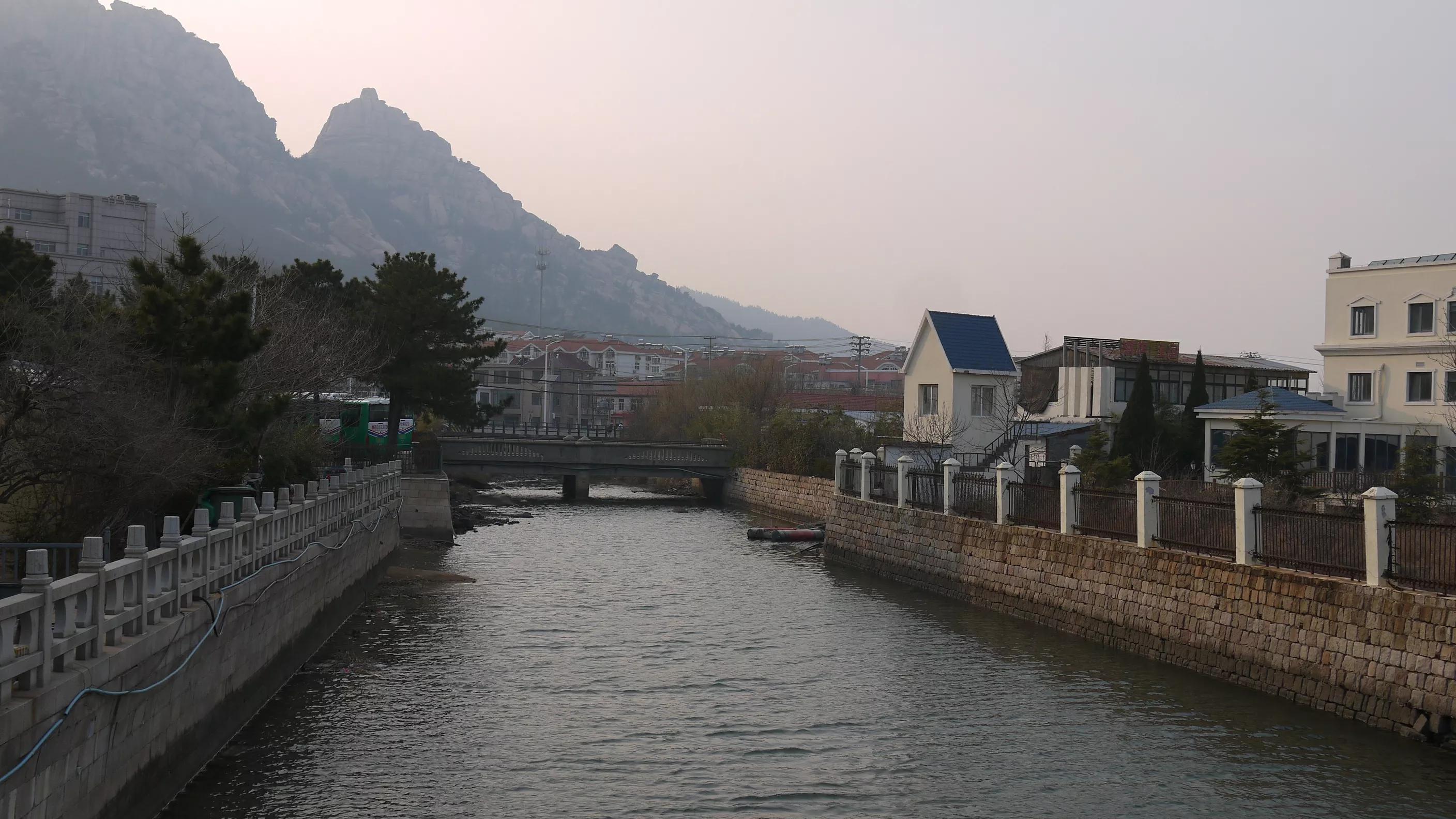 青岛崂山仰口沙滩相关风景视频,崂山怎么去仰口沙滩