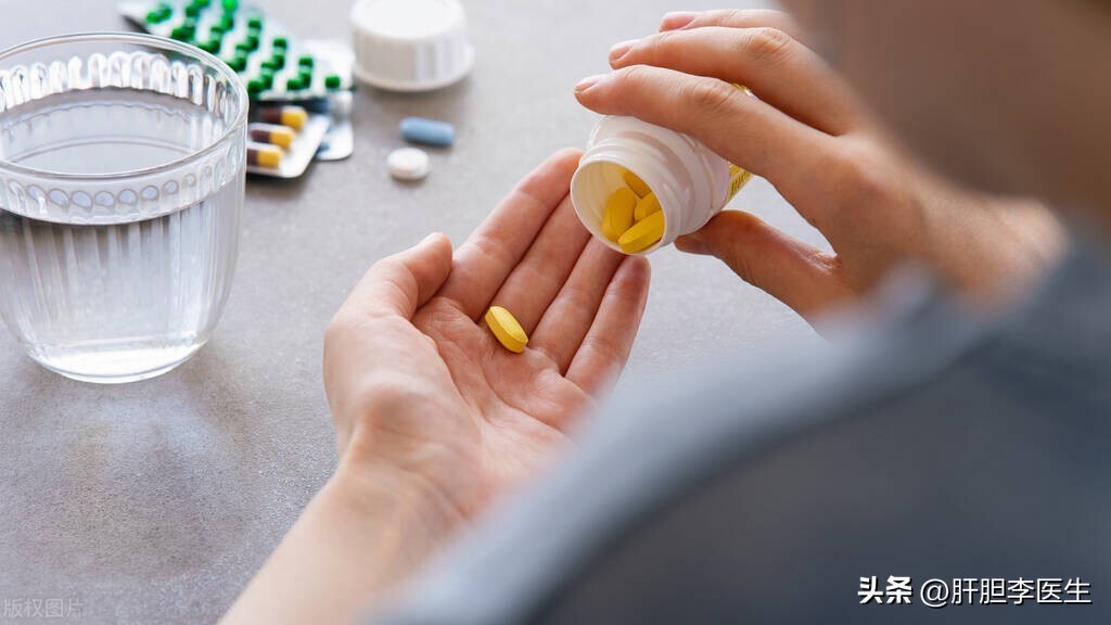 胆囊癌右肩疼痛严重是转移了吗,胆囊癌晚期胯骨疼